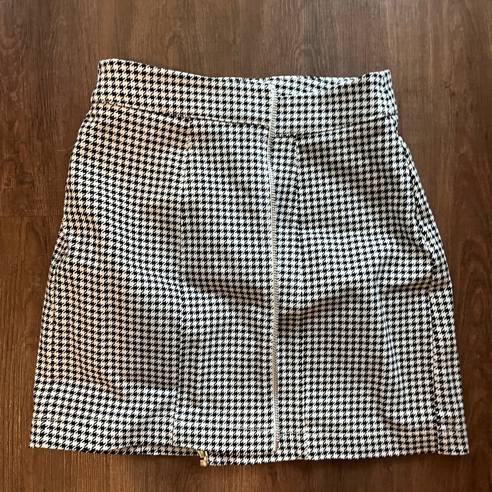 Plaid mini skirt